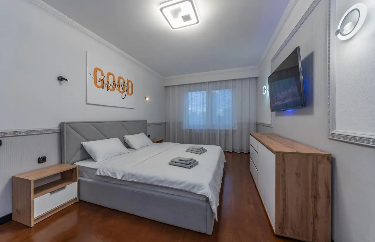 Modern 3 Bedroom Apartment Kyiv