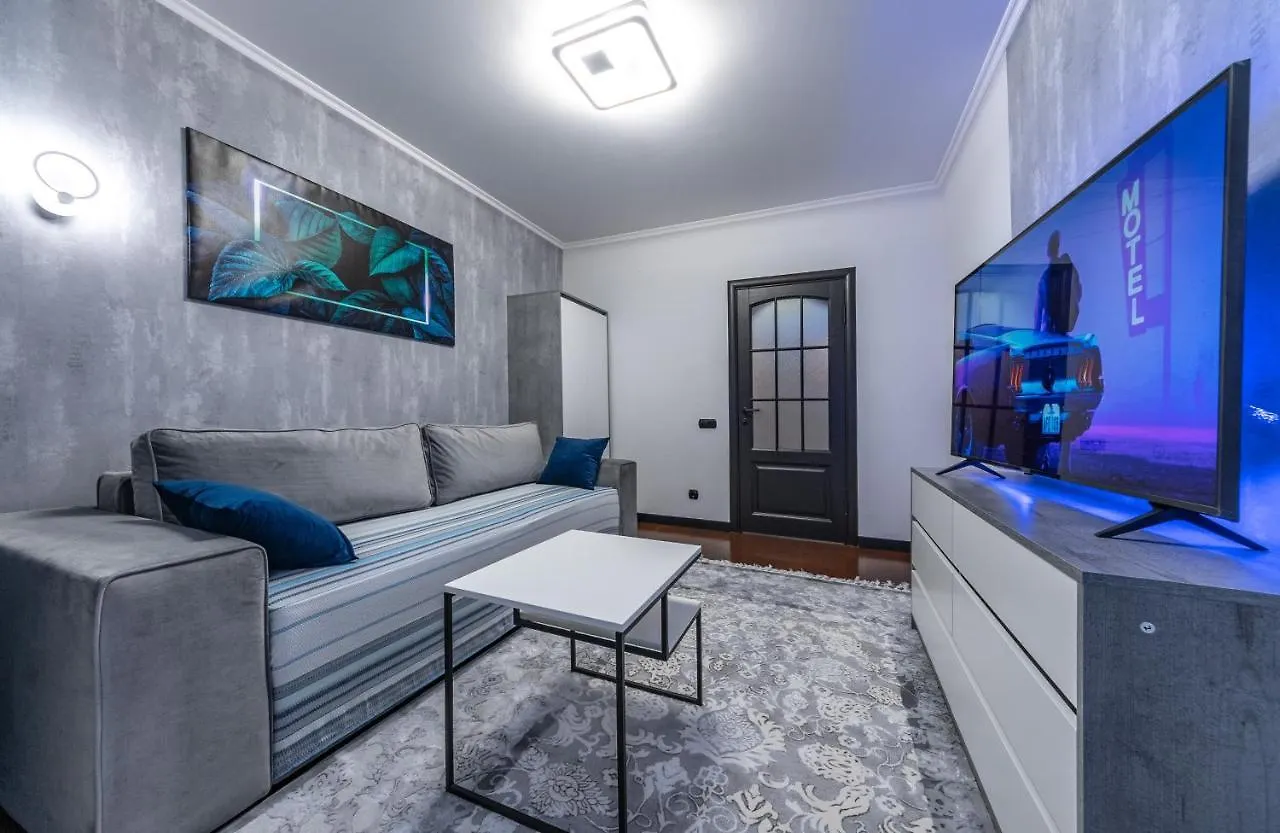 Modern 3 Bedroom Apartment Kyiv
