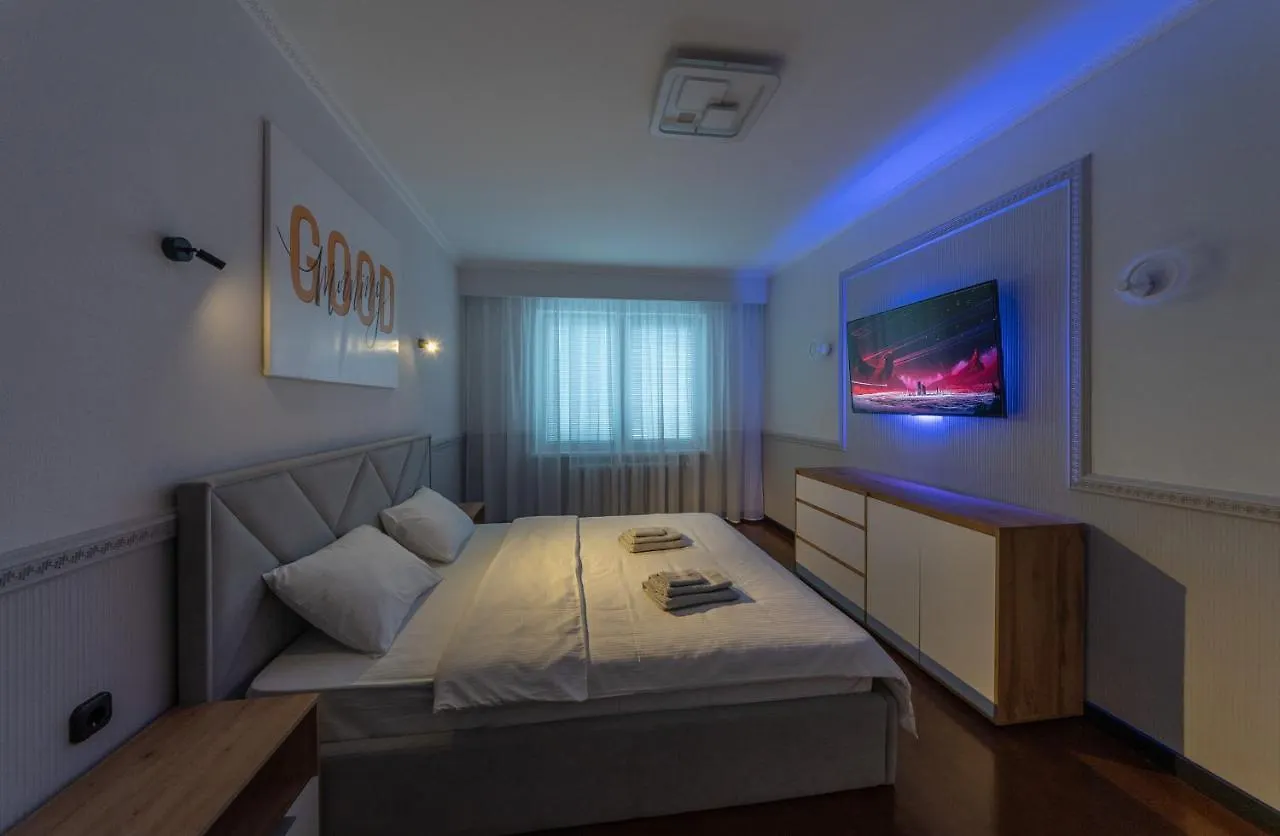 Modern 3 Bedroom Apartment Kyiv