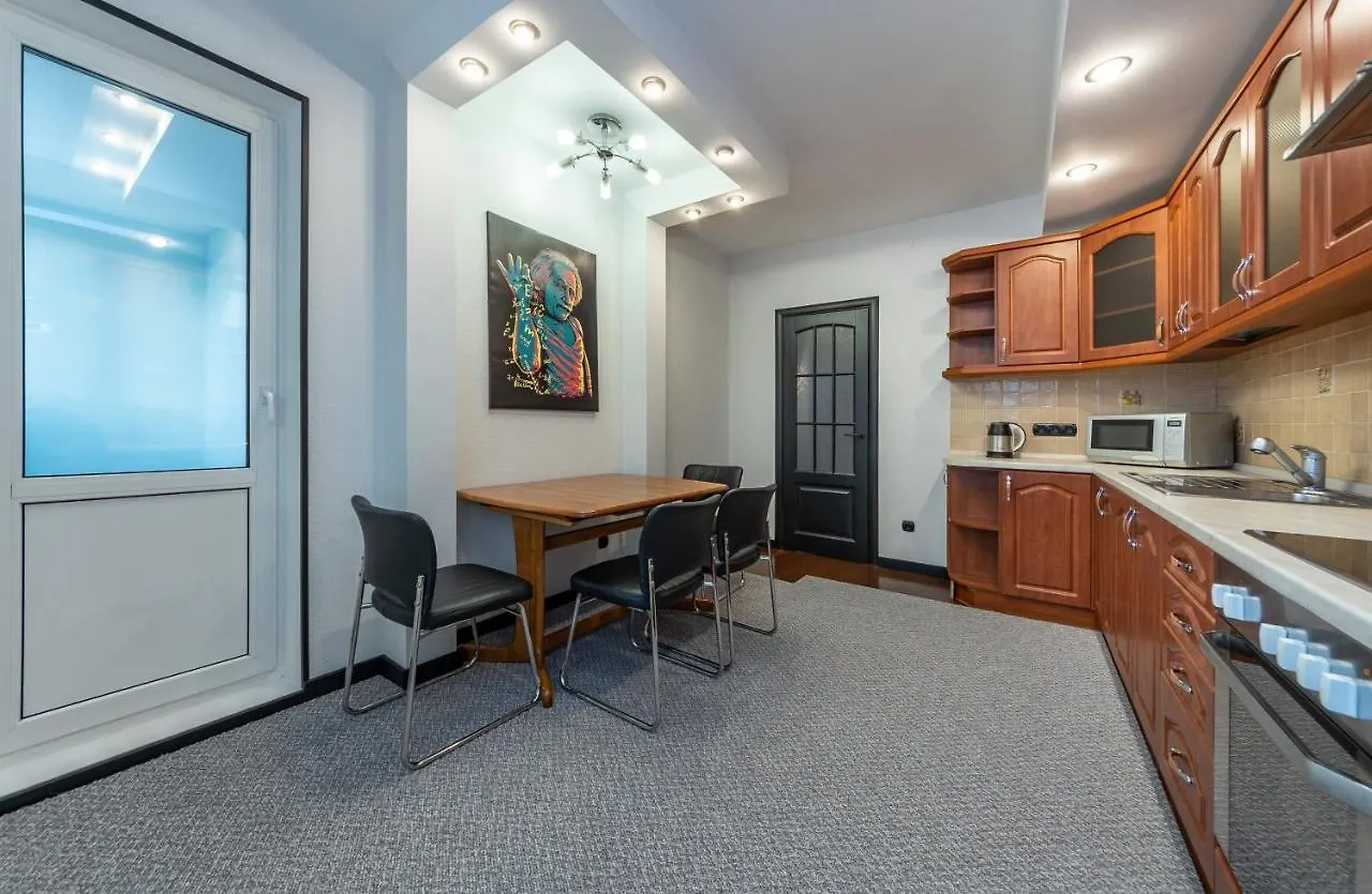 Modern 3 Bedroom Apartment Kyiv Ukraine